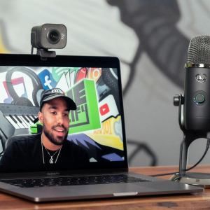 17425269946313-logitechstreamcam