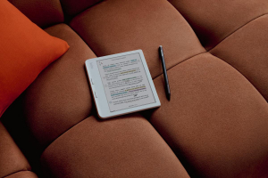 17425900456936-rakutenkobolibracolourlettoreebooktouchscreen32gbwifinero