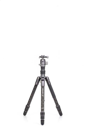 1742596876756-benrofbat24cvx25treppiedesmartphonemacchinafotograficadigitale3gambagambecarbonio