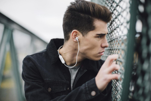 17426070132669-jbltune125auricolarewirelessinearmusicausbtipocbluetoothnero