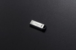 17426270002522-kingstontechnologydatatravelerdriveflashusbkysonda256gb