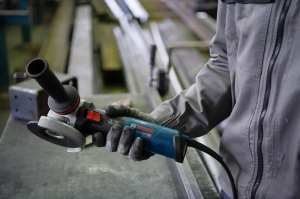 17426700239515-boschgws14125smerigliatriceangolare125cm11500girimin1400w22kg