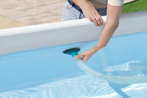 17426995261475-bestway5823724accessorioperpiscinasetdipulizia