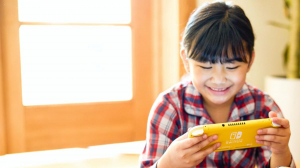 17427366615041-nintendoswitchliteconsoledagiocoportatile14cm5532gbtouchscreenwifigiallo