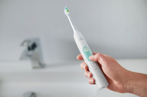 17427416639076-philipssonicareprotectiveclean51004500seriesspazzolinielettricosoniciconcustodiadaviaggioconfezioneda1spazzolinobiancoe1spazzolinobluhx685134