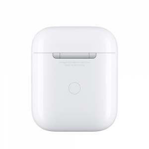 17427494197731-applecustodiadiricaricawirelessperairpods