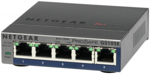 17427929082252-netgeargs105e200pesswitchdiretegestitol2l3gigabitethernet101001000grigio