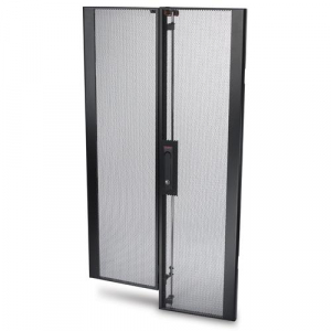17429100142532-apcnetsheltersx24u600mmx1070mmdeepenclosurerackindipendentinero