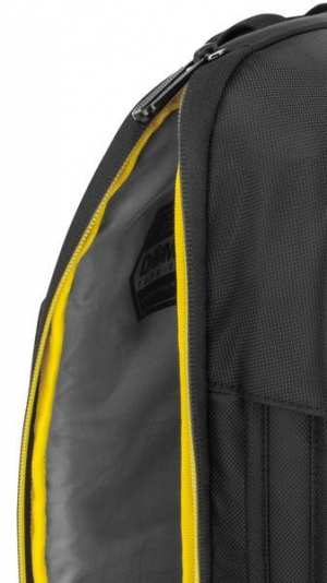 17430165527021-targuscitygear396cm156zainonero