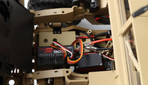 17430963718401-amewi22418modellinoradiocomandatorccamionmilitaremotoreelettrico110
