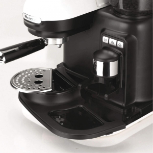 17431068246719-ariete1318modernamacchinapercaffeespressoconmacinacaffeintegratopercaffeingraniemacinatocappuccinatoreperschiumadilatte1filtro1080w800ccbianco