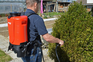17431477444399-birchmeierrec15ac1spruzzatoredagiardinoaspalla15l