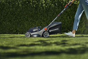 17432693345814-husqvarnaaspirelc34tagliaerbaaspintabatterianero