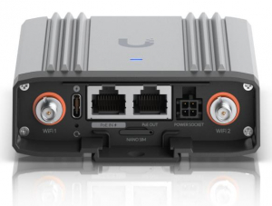 17433361402797-ubiquitiumrindustrialrouterdiretecellulare