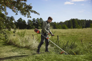 17433976091108-husqvarna325irbatteriarosso