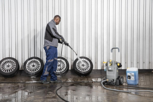 17434313734927-karcherhd717mplusidropulitriceverticaleelettrico700lhnero