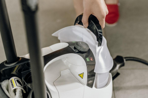 17434606476945-karchersc5easyfixironplugpulitoreavaporecilindrico15l2250wnerobianco