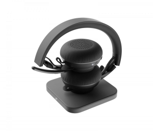 17435036256853-logitechzone900