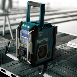 17435093426033-makitamr004gradiocantiereanalogicoedigitaleneroverde