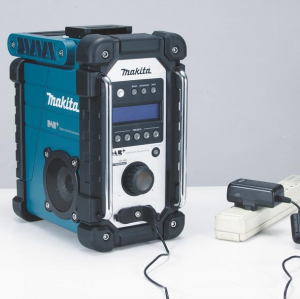 17435104386448-makitadmr110radiocantieredigitaleneroturchese