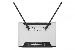 17435391023466-mikrotikd53g5hacd2hndtcrg502qearouterwirelessgigabitethernetdualband24ghz5ghz5gnerobianco