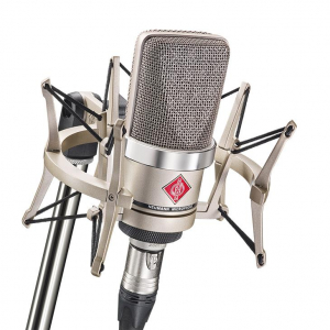 1743556703115-neumanntlm102studiosetnichelmicrofonodastudio