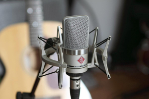 17435567062836-neumanntlm102studiosetnichelmicrofonodastudio
