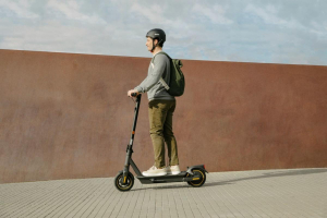 17435610680819-ninebotbysegwaykickscootermaxg2dnero20kmh153ah