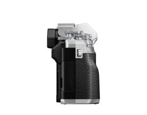 17435738002979-olympusomdem10markiv14150mm43milc203mplivemos5184x3888pixelargento