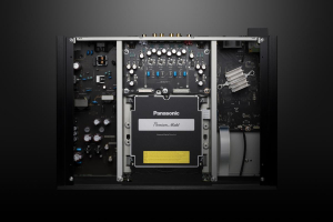 17435813524688-panasoniclettoreblurayultrahddpub9000eg1