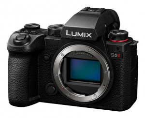 17435818869139-panasoniclumixs5iicorpomilc242mpcmos12000x8000pixelnero