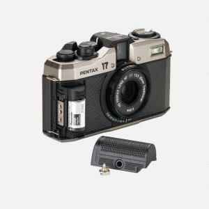 17435882614214-pentax17macchinadapresacompatta35mmneroargento