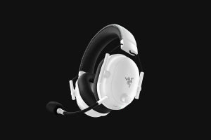 17436177589548-razerblacksharkv2proauricolarewirelessapadiglionegamingbluetoothbianco