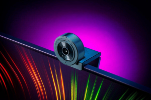 17436180638867-razerkiyoxwebcam21mp1920x1080pixelusb20nero