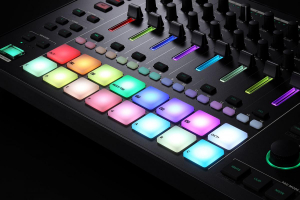 17436317990028-rolandmc707controllerperdjnero