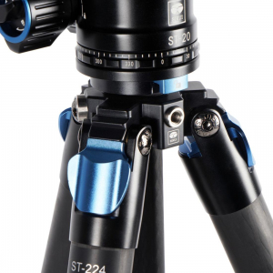 17436689844536-siruist224treppiedefotocameredigitalifilm3gambagambenero