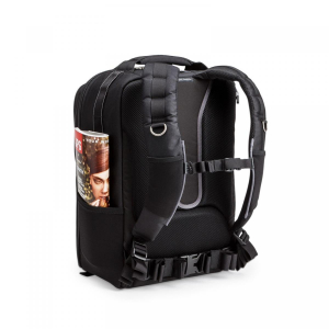 17437108832922-thinktankairportcommuterzainonero
