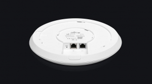 1743730347357-ubiquitiuapxg1733mbitsbiancosupportopoweroverethernetpoe