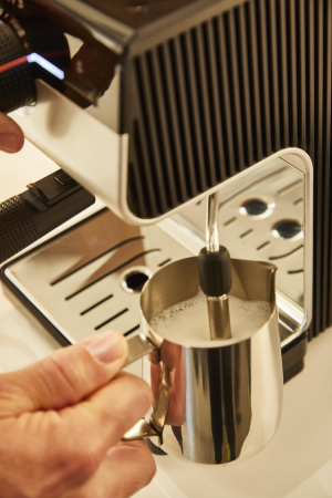 17437902514525-krupsauthenticxp384gautomaticamanualemacchinaperespresso2l