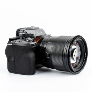 17438763484687-viltroxaf7512eobiettivoperfotocameramilcnero