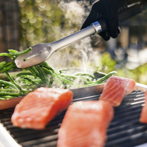 17438860173824-weber91010853barbecueperlapertoebistecchierabarileelettriconero2200w