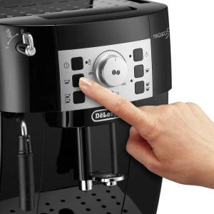 17440150221554-delonghimagnificasecam20110bautomaticamacchinadacaffecombi18l