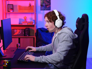 174407127807-trustgxt492wcarusauricolarecablatoapadiglionegamingbianco