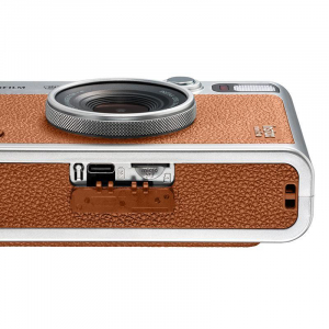 17440779490234-fujifilminstaxminievo152560x1920pixelcmosmarroneargento