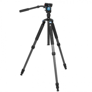 1744099601451-siruir2214xreporterxtreppiedeuniversale3gambagambenero