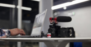 17441574782899-kingstontechnology1tbcanvasreactplussdxcuhsii280r150wu3v60forfullhd4k