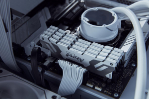 17441595551917-kingstontechnologyfury32gb8000mtsddr5cl38dimmkitda2renegadewhitexmp