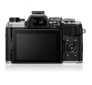 17441653573532-olympusom543milc204mplivemos5184x3888pixelargento