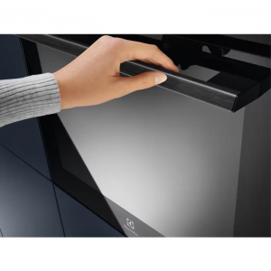 17442072681711-electroluxeoc6p56h72l3390wnero