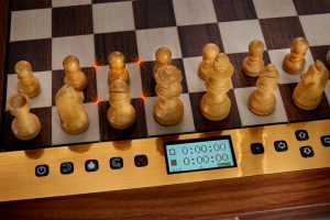 17442291715539-millenniumthekingperformancesetdiscacchidesktopinternazionale